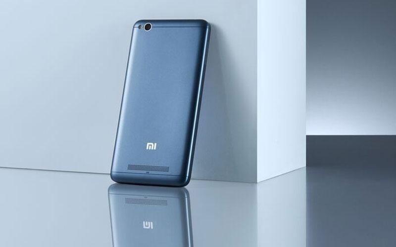 Xiaomi Redmi 4A showing its back in black color