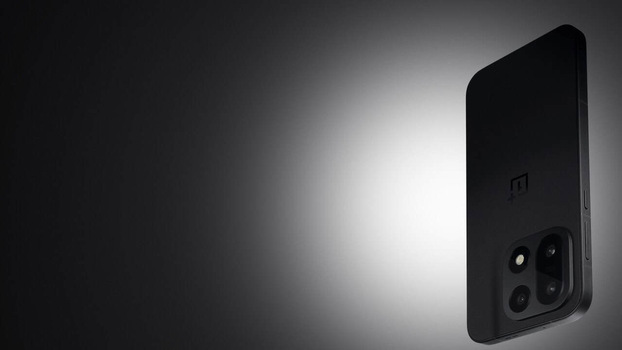 OnePlus 15 in Black, rear camera module and OnePlus logo, official product image