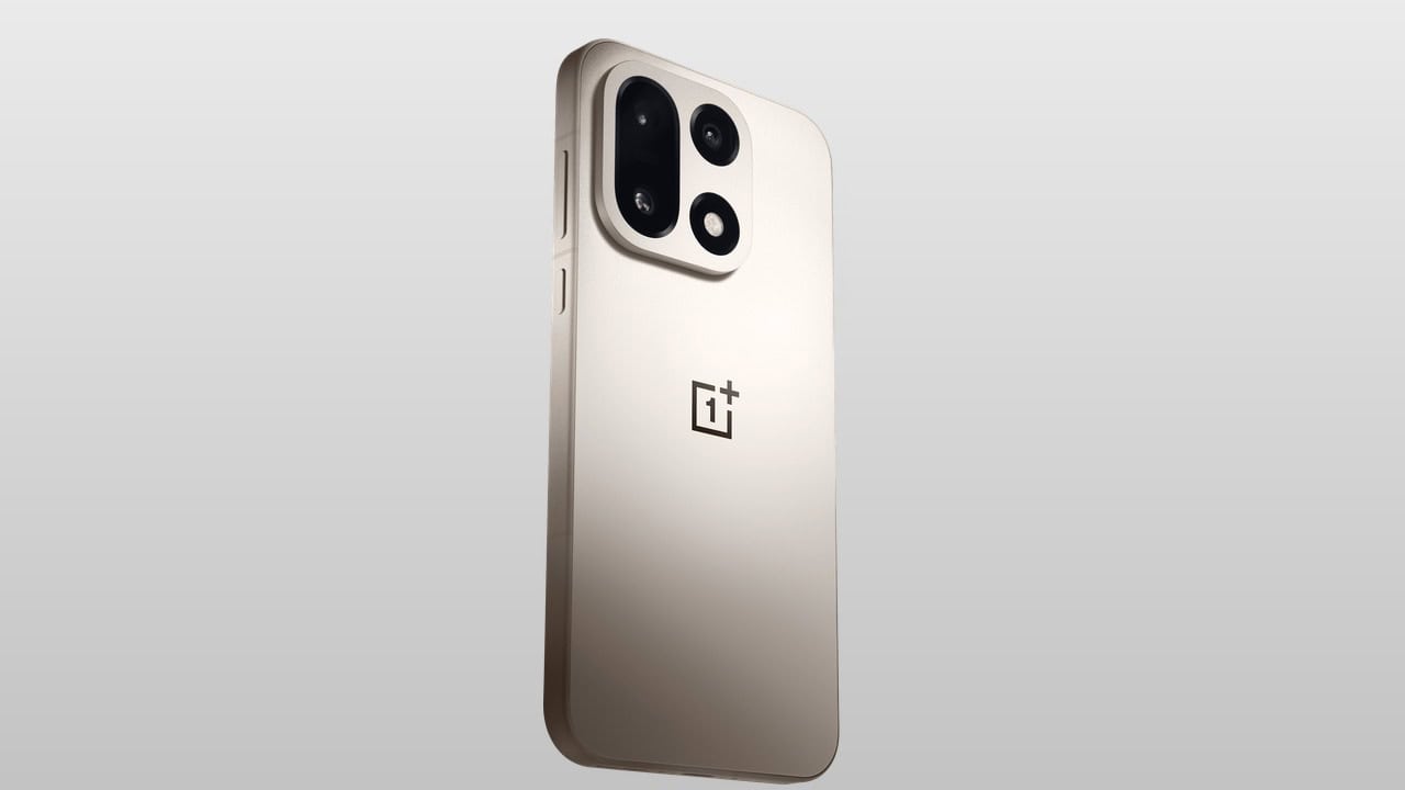 OnePlus 15 in Sand Storm, official product image